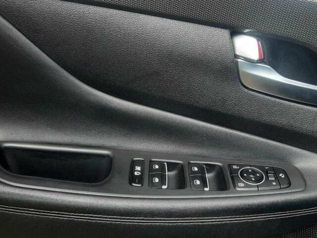 Хендай Санта Фе 2018 в Киеве на Automoto.ua Черный Хендай Санта Фе, объемом двигателя 2.2 л и пробегом 121 тыс. км за 19999 $, фото 11 на Automoto.ua