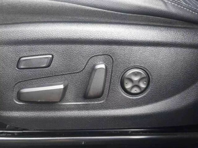 Хендай Санта Фе 2018 в Киеве на Automoto.ua Черный Хендай Санта Фе, объемом двигателя 2.2 л и пробегом 121 тыс. км за 19999 $, фото 10 на Automoto.ua