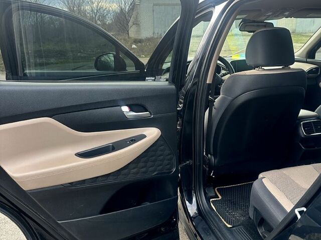 Чорний Хендай Санта Фе, об'ємом двигуна 2.4 л та пробігом 99 тис. км за 25000 $, фото 10 на Automoto.ua