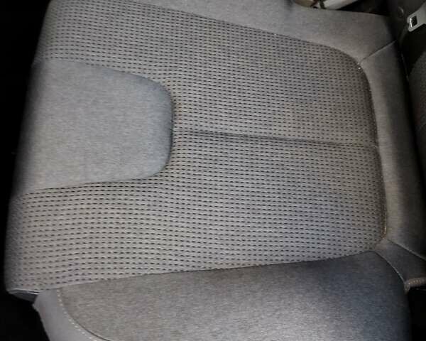 Чорний Хендай Санта Фе, об'ємом двигуна 2.4 л та пробігом 100 тис. км за 25000 $, фото 18 на Automoto.ua