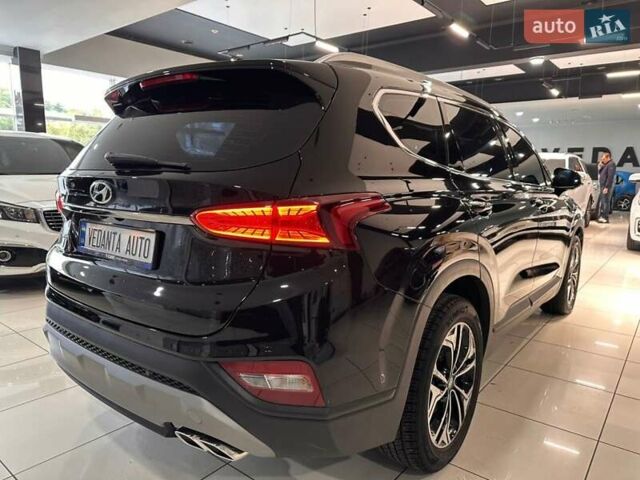 Чорний Хендай Санта Фе, об'ємом двигуна 2 л та пробігом 77 тис. км за 27500 $, фото 3 на Automoto.ua