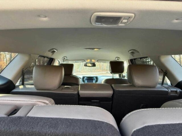 Черный Хендай Санта Фе, объемом двигателя 3.3 л и пробегом 31 тыс. км за 5800 $, фото 14 на Automoto.ua