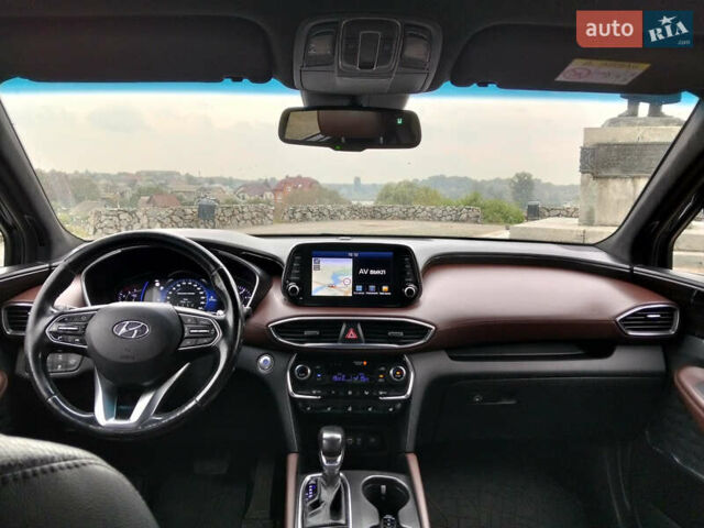 Черный Хендай Санта Фе, объемом двигателя 2.2 л и пробегом 246 тыс. км за 30000 $, фото 10 на Automoto.ua
