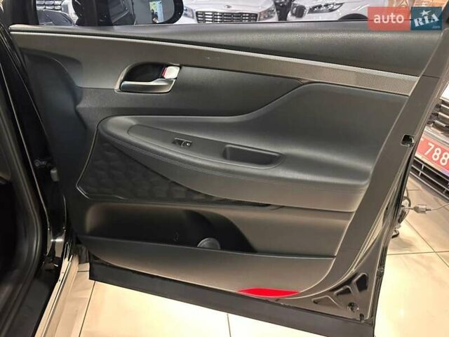 Чорний Хендай Санта Фе, об'ємом двигуна 2 л та пробігом 77 тис. км за 27500 $, фото 24 на Automoto.ua