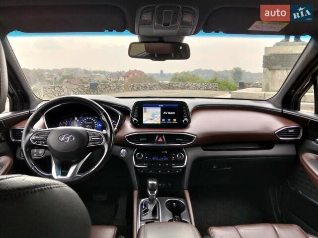 Черный Хендай Санта Фе, объемом двигателя 2.2 л и пробегом 246 тыс. км за 30000 $, фото 11 на Automoto.ua
