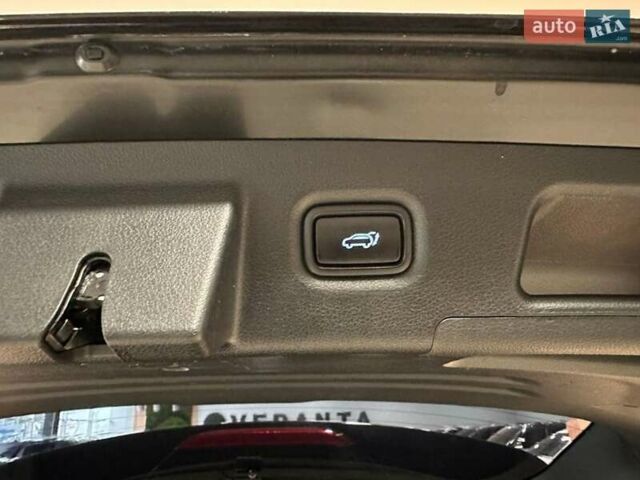Чорний Хендай Санта Фе, об'ємом двигуна 2 л та пробігом 77 тис. км за 27500 $, фото 8 на Automoto.ua