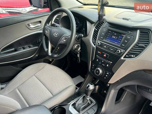 Черный Хендай Санта Фе, объемом двигателя 2.36 л и пробегом 130 тыс. км за 16300 $, фото 16 на Automoto.ua