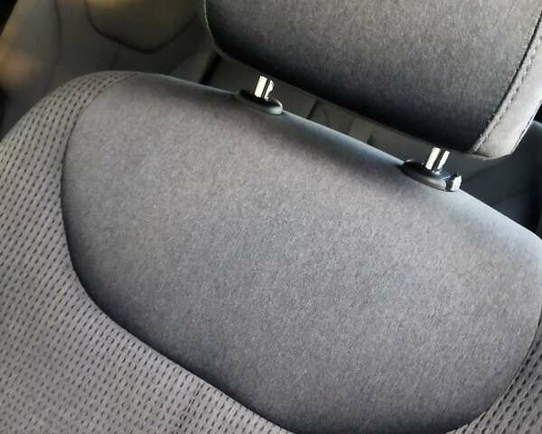 Чорний Хендай Санта Фе, об'ємом двигуна 2.4 л та пробігом 100 тис. км за 25000 $, фото 9 на Automoto.ua