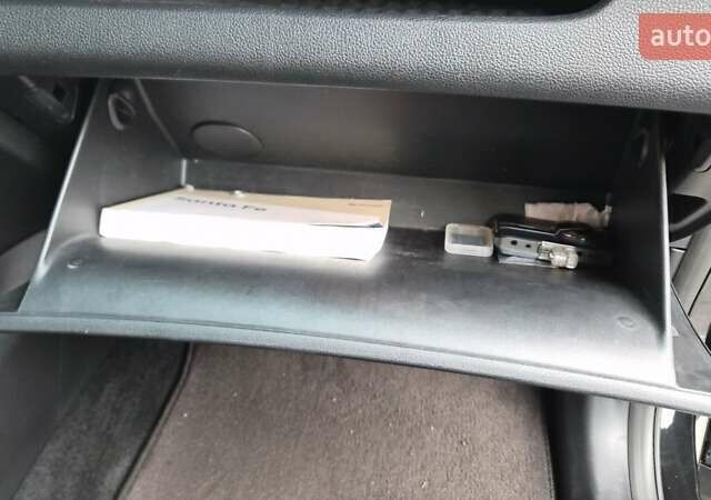 Чорний Хендай Санта Фе, об'ємом двигуна 2.2 л та пробігом 133 тис. км за 34000 $, фото 43 на Automoto.ua