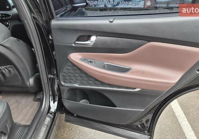 Чорний Хендай Санта Фе, об'ємом двигуна 2.2 л та пробігом 133 тис. км за 34000 $, фото 33 на Automoto.ua