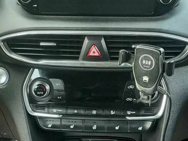 Хендай Санта Фе 2018 в Киеве на Automoto.ua Черный Хендай Санта Фе, объемом двигателя 2.2 л и пробегом 121 тыс. км за 19999 $, фото 4 на Automoto.ua