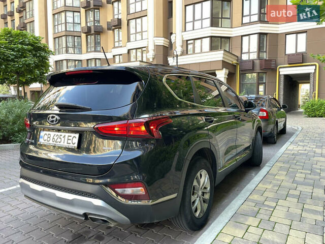 Черный Хендай Санта Фе, объемом двигателя 2.36 л и пробегом 45 тыс. км за 20500 $, фото 6 на Automoto.ua