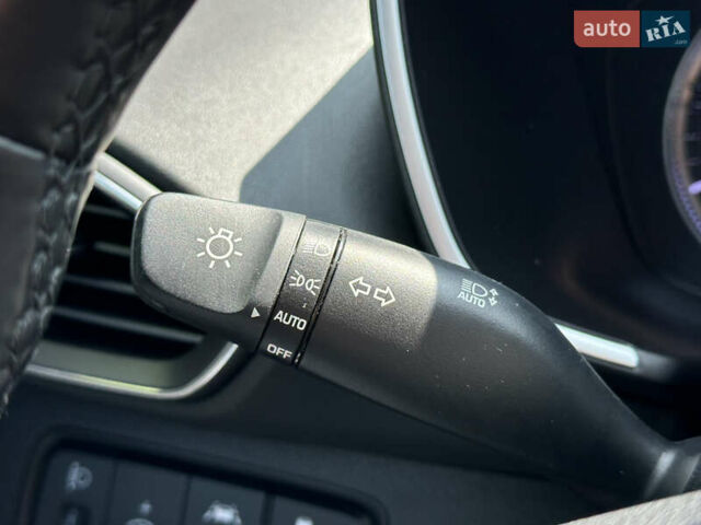 Чорний Хендай Санта Фе, об'ємом двигуна 2 л та пробігом 111 тис. км за 27500 $, фото 23 на Automoto.ua