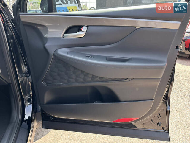 Чорний Хендай Санта Фе, об'ємом двигуна 2 л та пробігом 111 тис. км за 27500 $, фото 30 на Automoto.ua