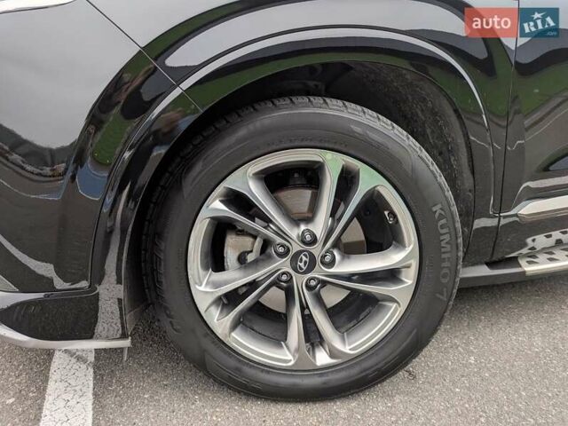 Чорний Хендай Санта Фе, об'ємом двигуна 2 л та пробігом 116 тис. км за 29700 $, фото 38 на Automoto.ua