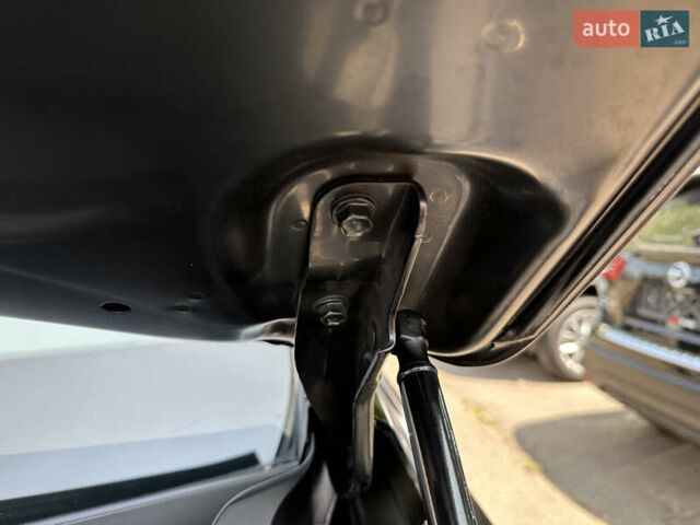 Чорний Хендай Санта Фе, об'ємом двигуна 2 л та пробігом 111 тис. км за 27500 $, фото 9 на Automoto.ua
