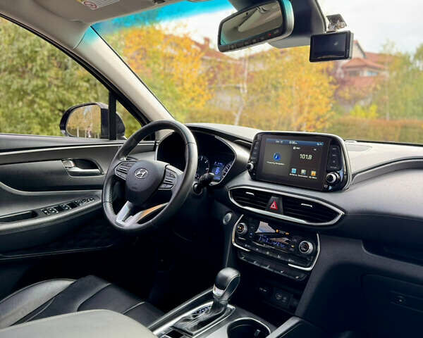 Черный Хендай Санта Фе, объемом двигателя 2 л и пробегом 102 тыс. км за 26999 $, фото 23 на Automoto.ua