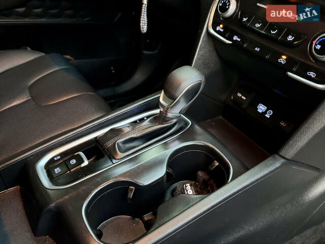 Чорний Хендай Санта Фе, об'ємом двигуна 2.36 л та пробігом 41 тис. км за 21990 $, фото 54 на Automoto.ua