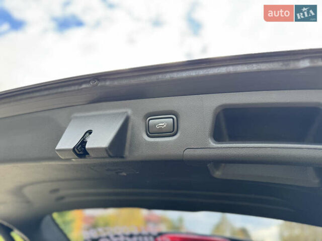 Черный Хендай Санта Фе, объемом двигателя 2 л и пробегом 104 тыс. км за 25700 $, фото 17 на Automoto.ua