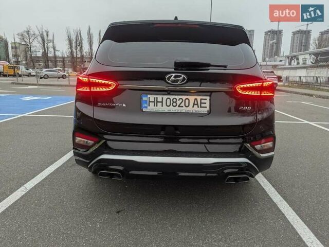 Чорний Хендай Санта Фе, об'ємом двигуна 2 л та пробігом 116 тис. км за 29700 $, фото 5 на Automoto.ua