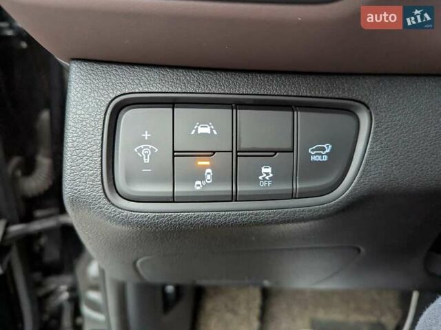 Чорний Хендай Санта Фе, об'ємом двигуна 2 л та пробігом 116 тис. км за 29700 $, фото 34 на Automoto.ua