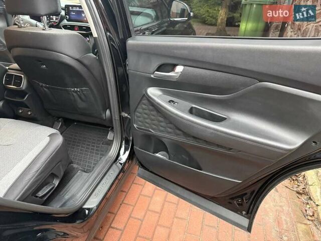 Черный Хендай Санта Фе, объемом двигателя 2.15 л и пробегом 233 тыс. км за 22000 $, фото 34 на Automoto.ua