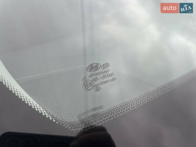 Черный Хендай Санта Фе, объемом двигателя 2.5 л и пробегом 15 тыс. км за 29000 $, фото 48 на Automoto.ua