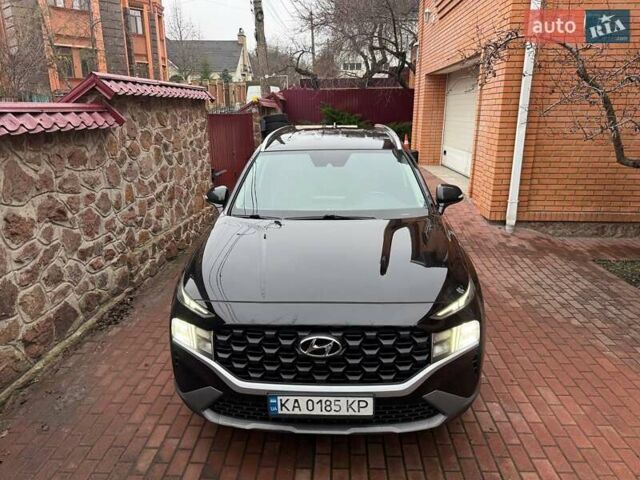 Черный Хендай Санта Фе, объемом двигателя 2.15 л и пробегом 233 тыс. км за 22000 $, фото 2 на Automoto.ua