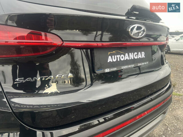 Черный Хендай Санта Фе, объемом двигателя 2.5 л и пробегом 15 тыс. км за 29000 $, фото 10 на Automoto.ua