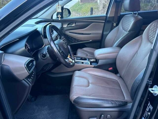 Черный Хендай Санта Фе, объемом двигателя 0 л и пробегом 155 тыс. км за 21500 $, фото 3 на Automoto.ua