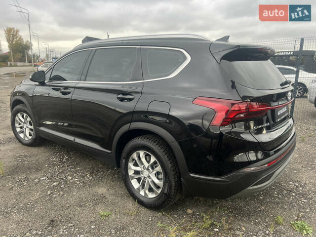 Черный Хендай Санта Фе, объемом двигателя 2.5 л и пробегом 15 тыс. км за 29000 $, фото 3 на Automoto.ua