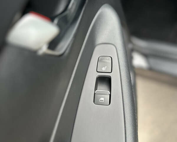 Черный Хендай Санта Фе, объемом двигателя 2 л и пробегом 72 тыс. км за 24500 $, фото 13 на Automoto.ua