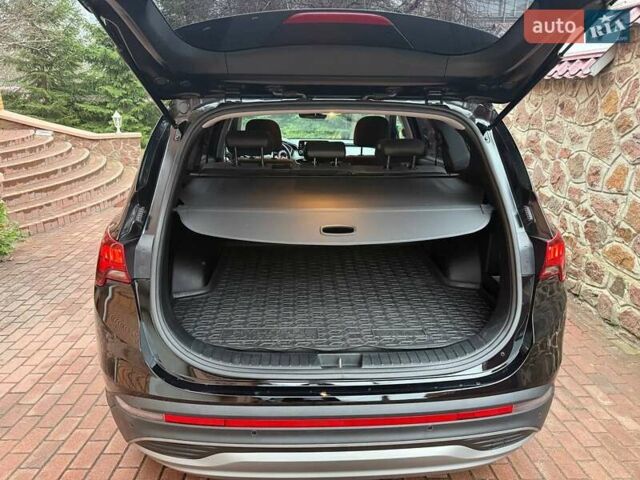 Черный Хендай Санта Фе, объемом двигателя 2.15 л и пробегом 233 тыс. км за 22000 $, фото 22 на Automoto.ua