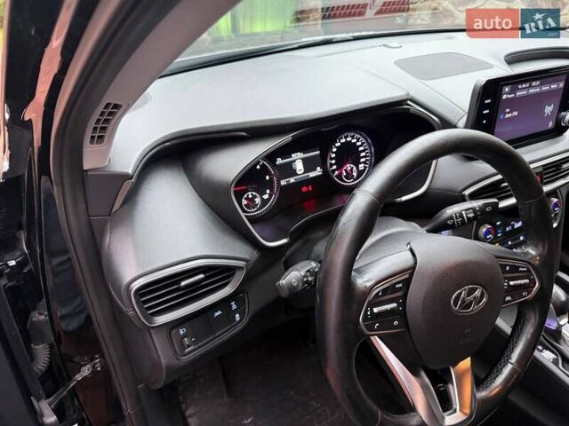 Черный Хендай Санта Фе, объемом двигателя 2.15 л и пробегом 233 тыс. км за 22000 $, фото 32 на Automoto.ua
