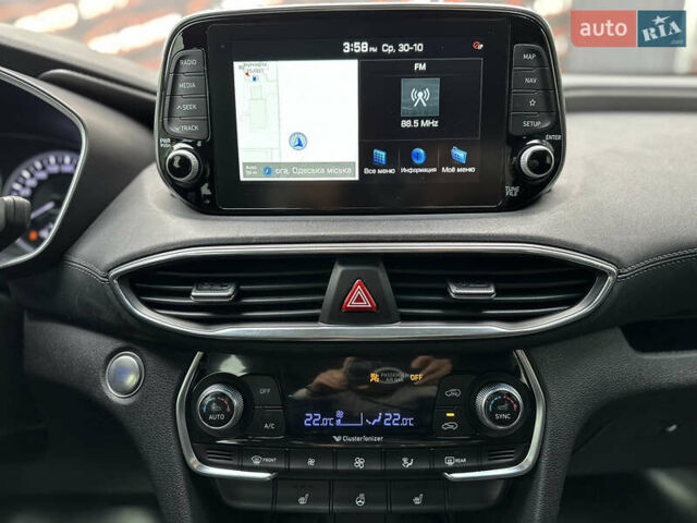 Черный Хендай Санта Фе, объемом двигателя 2 л и пробегом 72 тыс. км за 24500 $, фото 20 на Automoto.ua