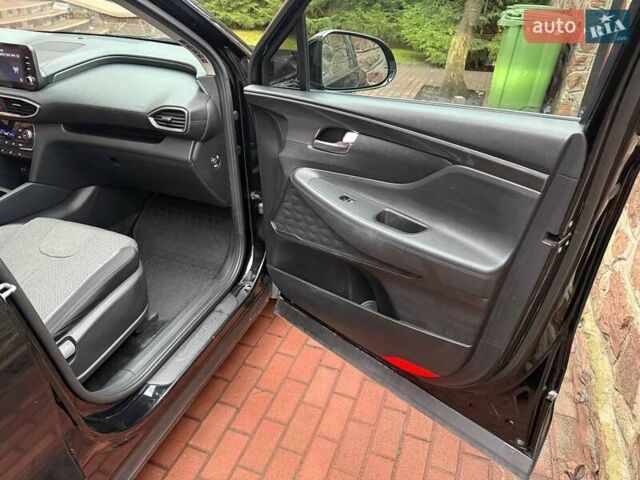 Черный Хендай Санта Фе, объемом двигателя 2.15 л и пробегом 233 тыс. км за 22000 $, фото 33 на Automoto.ua