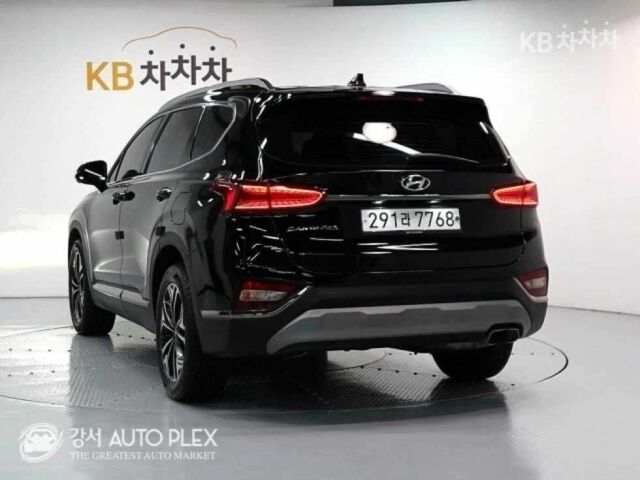 Черный Хендай Санта Фе, объемом двигателя 2 л и пробегом 105 тыс. км за 17000 $, фото 3 на Automoto.ua