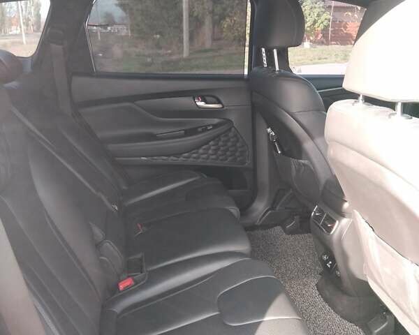 Черный Хендай Санта Фе, объемом двигателя 2.15 л и пробегом 137 тыс. км за 37950 $, фото 24 на Automoto.ua