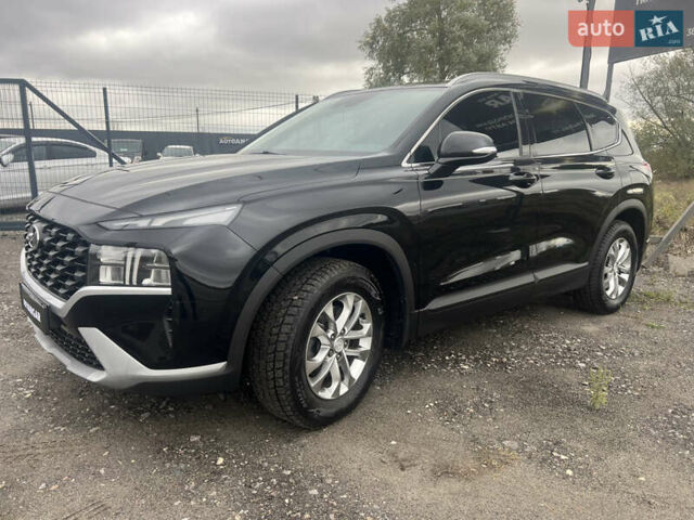 Черный Хендай Санта Фе, объемом двигателя 2.5 л и пробегом 15 тыс. км за 29000 $, фото 4 на Automoto.ua