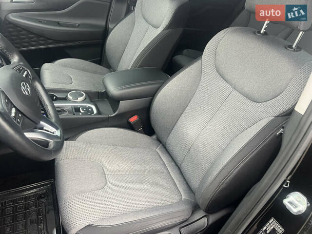 Черный Хендай Санта Фе, объемом двигателя 2.5 л и пробегом 15 тыс. км за 29000 $, фото 19 на Automoto.ua