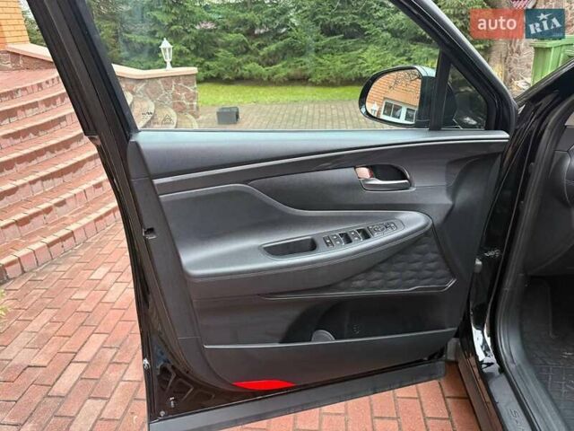 Черный Хендай Санта Фе, объемом двигателя 2.15 л и пробегом 233 тыс. км за 22000 $, фото 37 на Automoto.ua