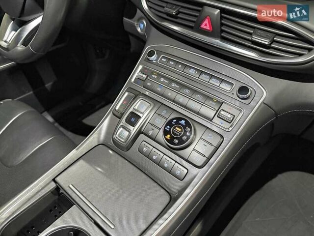 Черный Хендай Санта Фе, объемом двигателя 2.15 л и пробегом 105 тыс. км за 32500 $, фото 35 на Automoto.ua