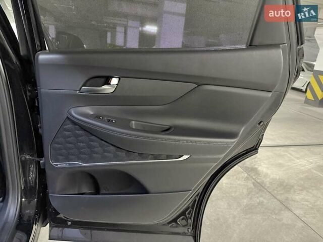 Черный Хендай Санта Фе, объемом двигателя 2.15 л и пробегом 105 тыс. км за 32500 $, фото 27 на Automoto.ua