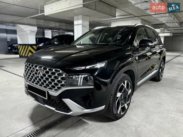 Черный Хендай Санта Фе, объемом двигателя 2.15 л и пробегом 105 тыс. км за 32500 $, фото 1 на Automoto.ua