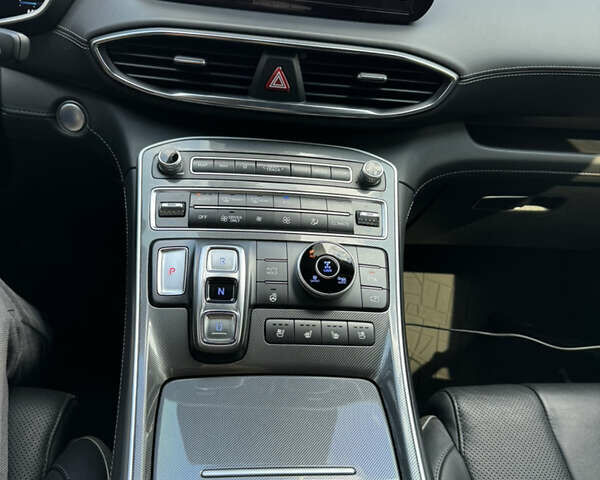 Черный Хендай Санта Фе, объемом двигателя 1.6 л и пробегом 68 тыс. км за 42000 $, фото 19 на Automoto.ua