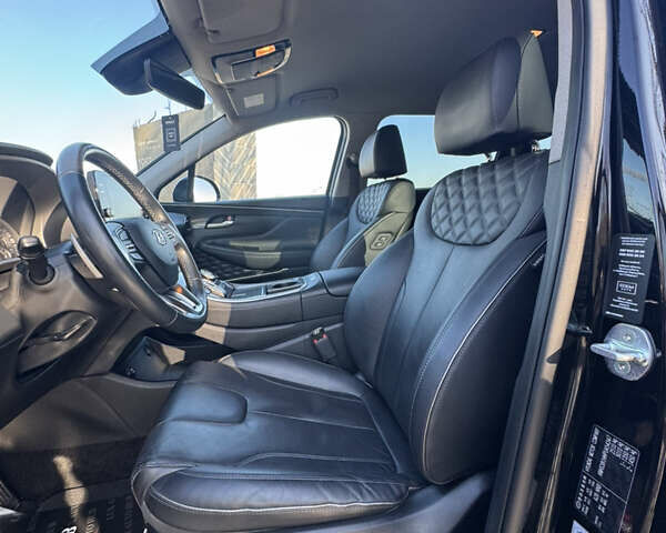 Черный Хендай Санта Фе, объемом двигателя 2.15 л и пробегом 29 тыс. км за 36666 $, фото 64 на Automoto.ua