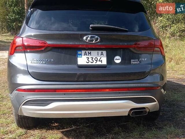 Черный Хендай Санта Фе, объемом двигателя 2.5 л и пробегом 99 тыс. км за 36000 $, фото 2 на Automoto.ua