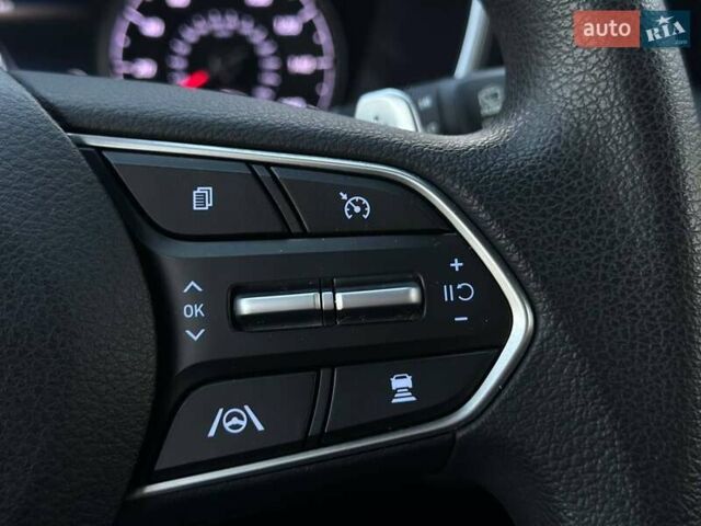 Черный Хендай Санта Фе, объемом двигателя 2.5 л и пробегом 54 тыс. км за 28990 $, фото 24 на Automoto.ua