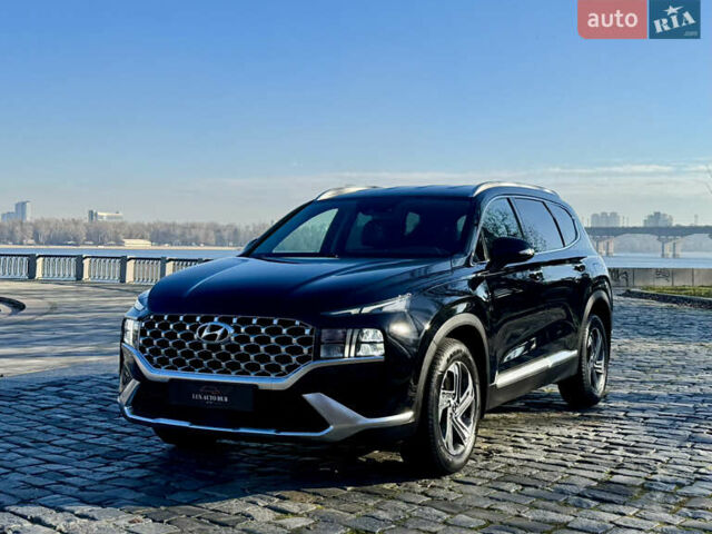 Черный Хендай Санта Фе, объемом двигателя 2.15 л и пробегом 29 тыс. км за 36666 $, фото 1 на Automoto.ua