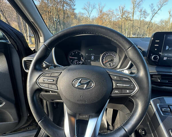 Черный Хендай Санта Фе, объемом двигателя 2.15 л и пробегом 29 тыс. км за 36666 $, фото 70 на Automoto.ua